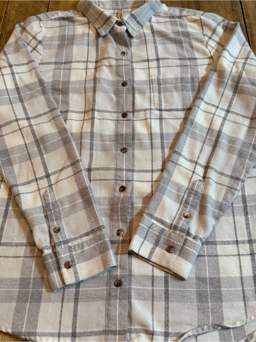 KUHL Women’s Plaid Flannel Shirt Size Medium